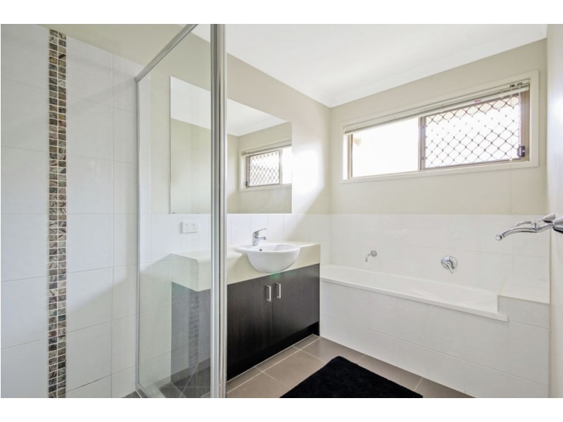 8 Capital Street, North Lakes QLD 4509