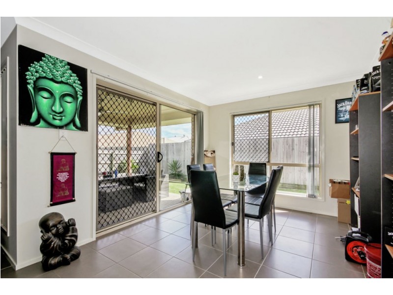 8 Capital Street, North Lakes QLD 4509