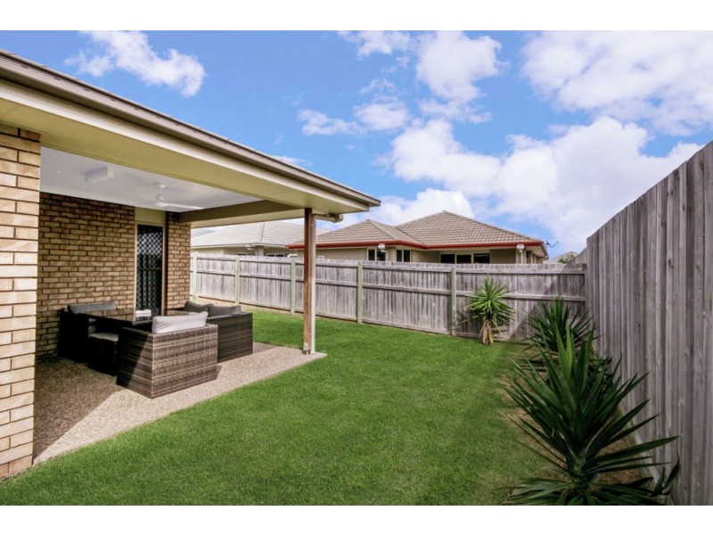 8 Capital Street, North Lakes QLD 4509