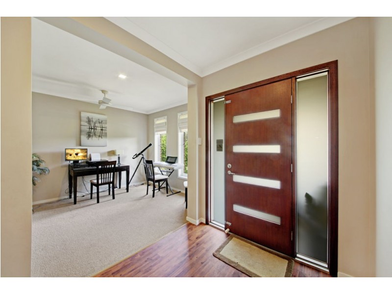 27 Stirling Esplanade, Griffin QLD 4503