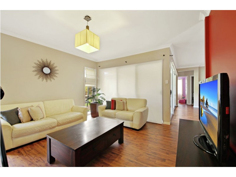 27 Stirling Esplanade, Griffin QLD 4503