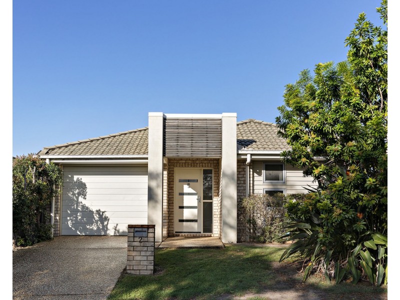 2 Petronas Street, North Lakes QLD 4509