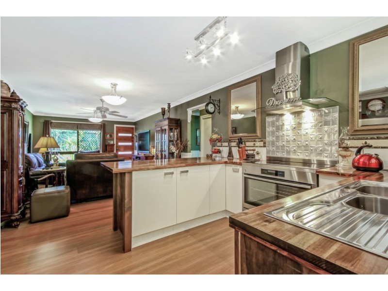 2/26 Mark Street, Morayfield QLD 4506