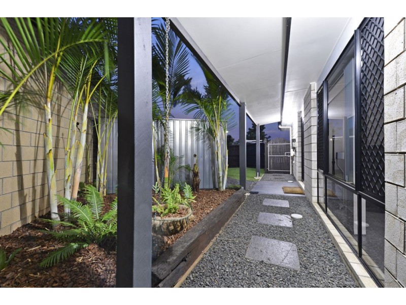 9 Madison Avenue, North Lakes QLD 4509