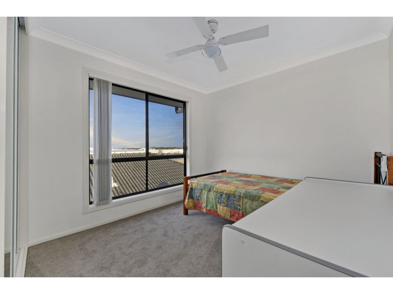 9 Madison Avenue, North Lakes QLD 4509