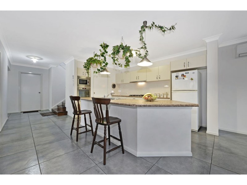 9 Madison Avenue, North Lakes QLD 4509