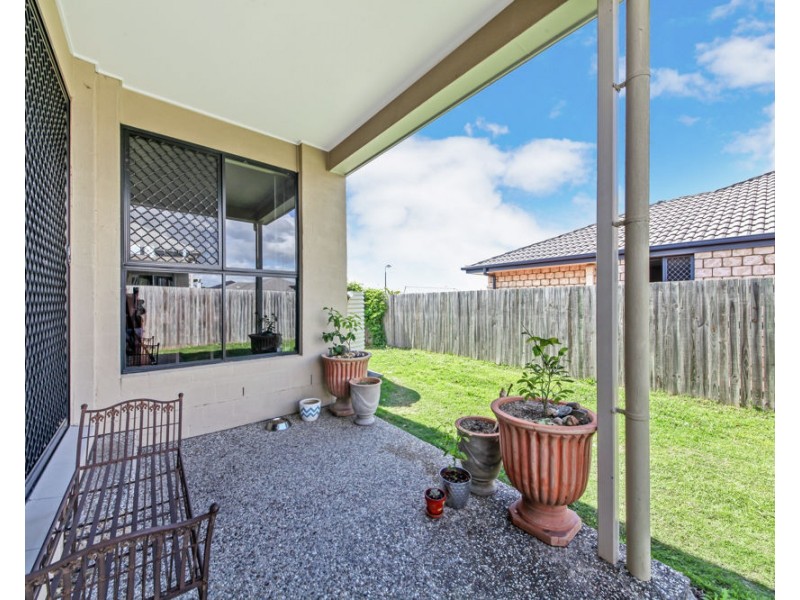 1 Wells Close, North Lakes QLD 4509