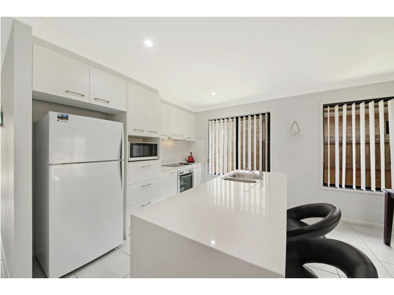 26 Mapleton Drive, North Lakes QLD 4509