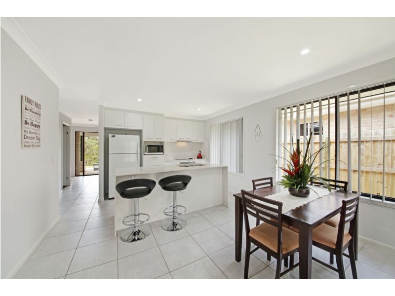 26 Mapleton Drive, North Lakes QLD 4509