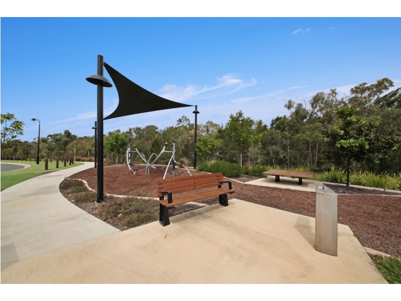 26 Mapleton Drive, North Lakes QLD 4509