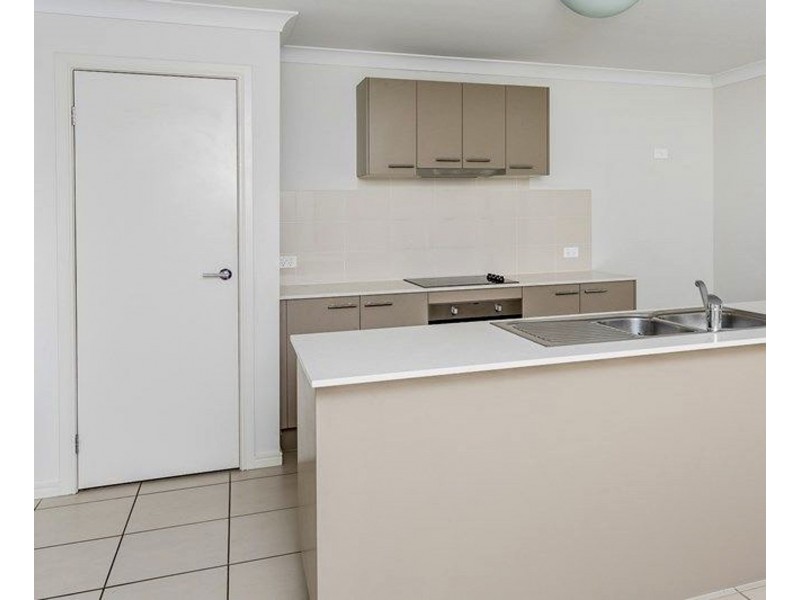 87 Mapleton Drive, North Lakes QLD 4509