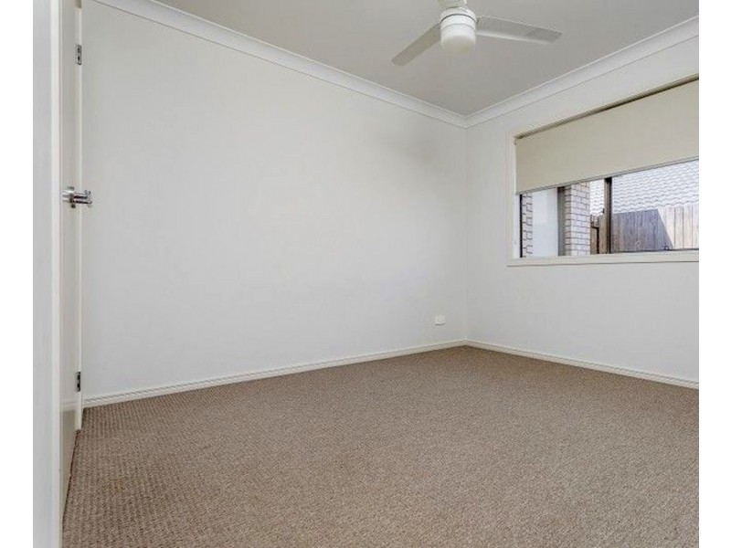 87 Mapleton Drive, North Lakes QLD 4509