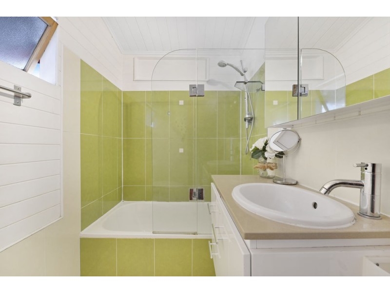 99 Pembroke Road, Coorparoo QLD 4151