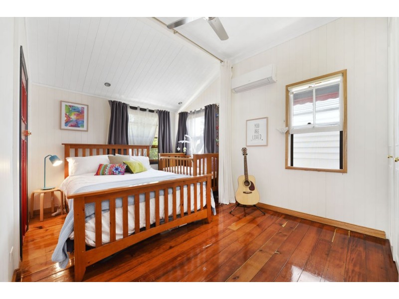 99 Pembroke Road, Coorparoo QLD 4151