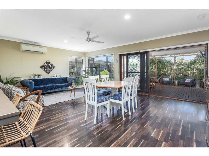 57 Cowen Terrace, North Lakes QLD 4509