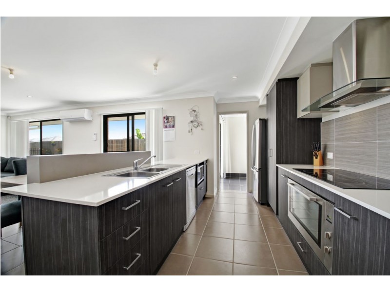86 Expedition Drive, North Lakes QLD 4509