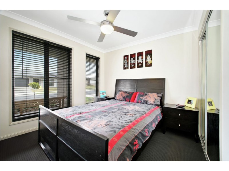 86 Expedition Drive, North Lakes QLD 4509