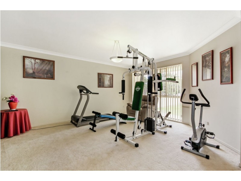 5 Mayfair Street, Bray Park QLD 4500