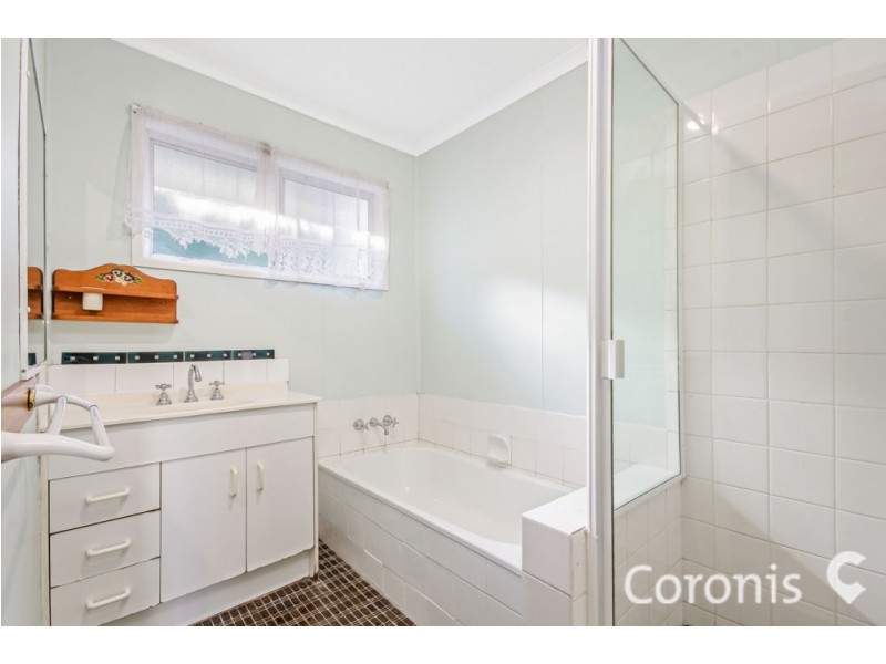 27 Paul Street, Kallangur QLD 4503
