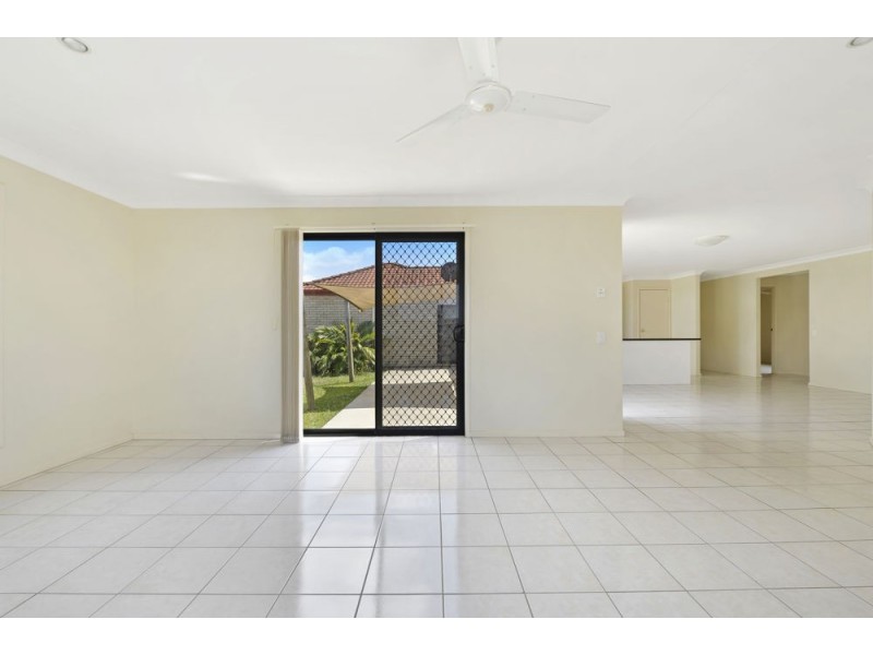 20 Whitfield Crescent, North Lakes QLD 4509