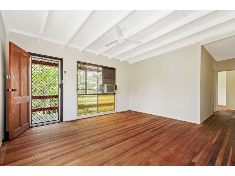 207 Duffield Road, Kallangur QLD 4503