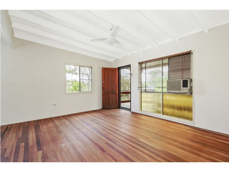 207 Duffield Road, Kallangur QLD 4503