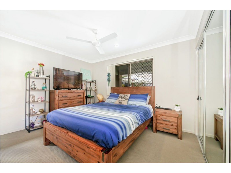 10 Daintree Circuit, North Lakes QLD 4509