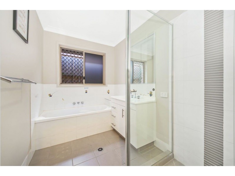 10 Daintree Circuit, North Lakes QLD 4509