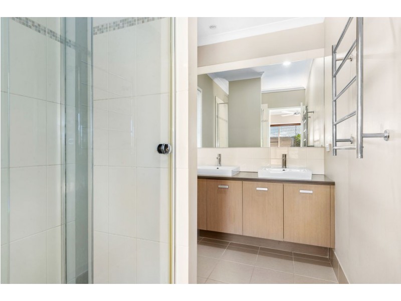 17 Wallis Circuit, North Lakes QLD 4509