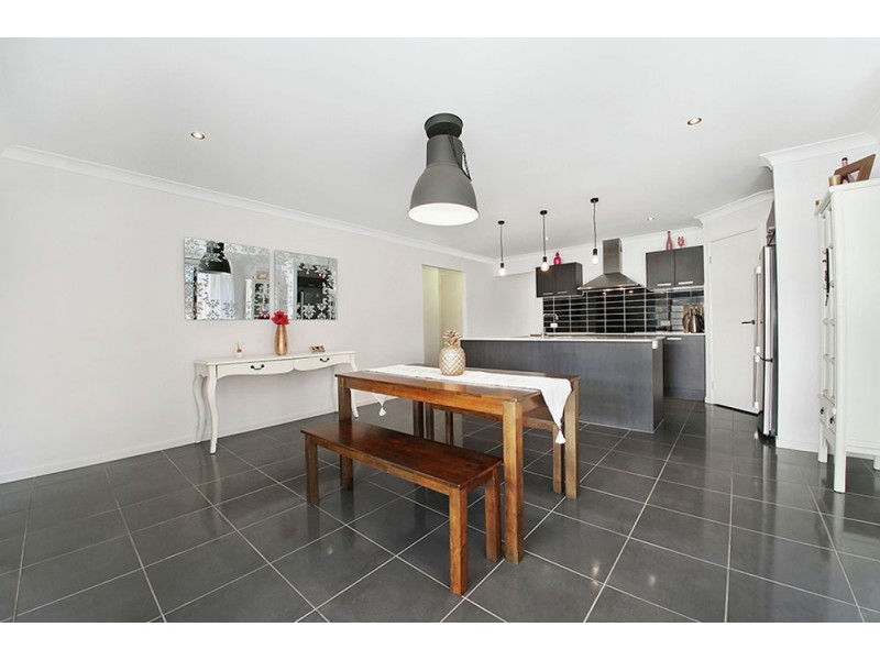 48 Solomon Parade, Warner QLD 4500