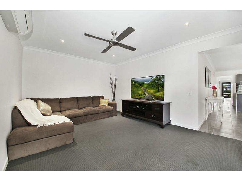 48 Solomon Parade, Warner QLD 4500