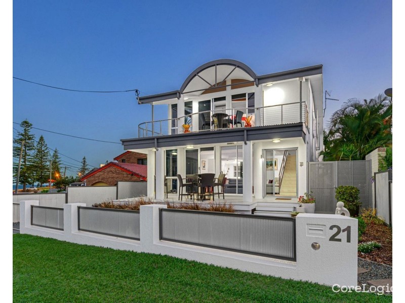 21 Kennedy Esplanade, Scarborough QLD 4020