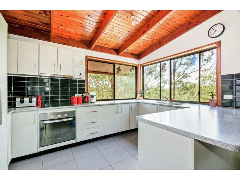 290 Woodward Road, Armstrong Creek QLD 4520