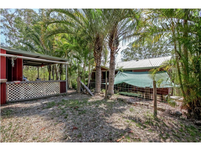 290 Woodward Road, Armstrong Creek QLD 4520