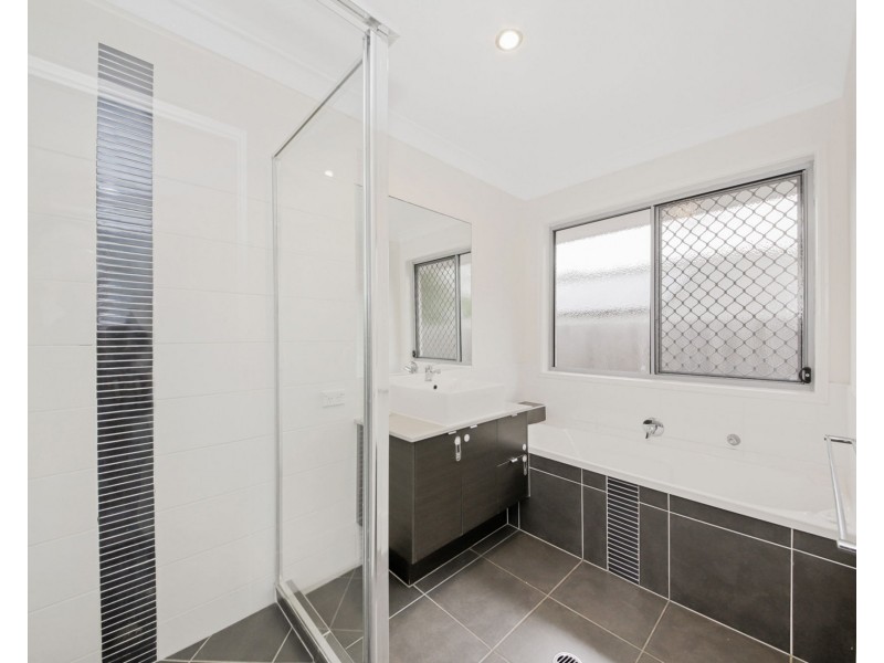 26 BIRCHGROVE CRESCENT, Kallangur QLD 4503