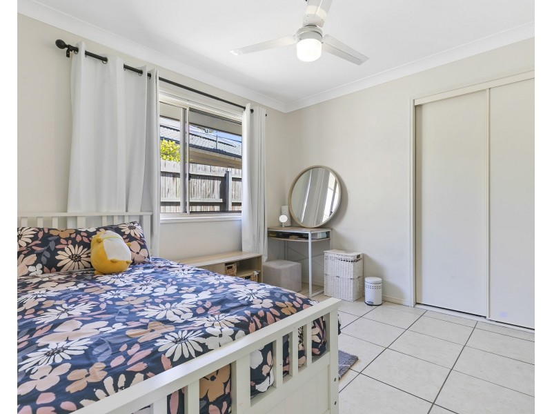 6 Gilbert Street, North Lakes QLD 4509