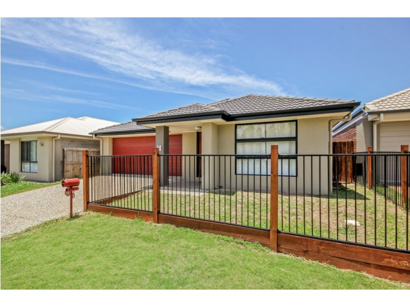 70 Wallarah Parade, North Lakes QLD 4509