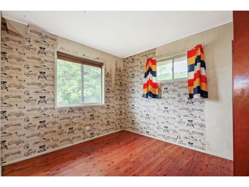 12 Evelyn Street, Kallangur QLD 4503