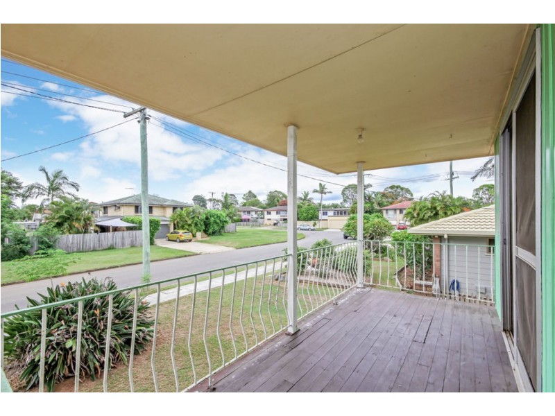 12 Evelyn Street, Kallangur QLD 4503