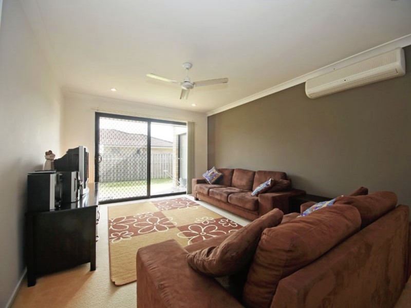 6 Hind Court, Bellmere QLD 4510