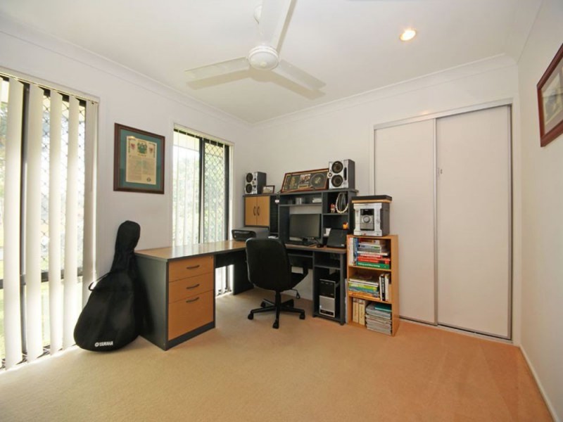 6 Hind Court, Bellmere QLD 4510