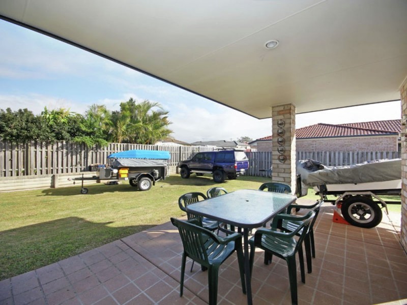 6 Hind Court, Bellmere QLD 4510