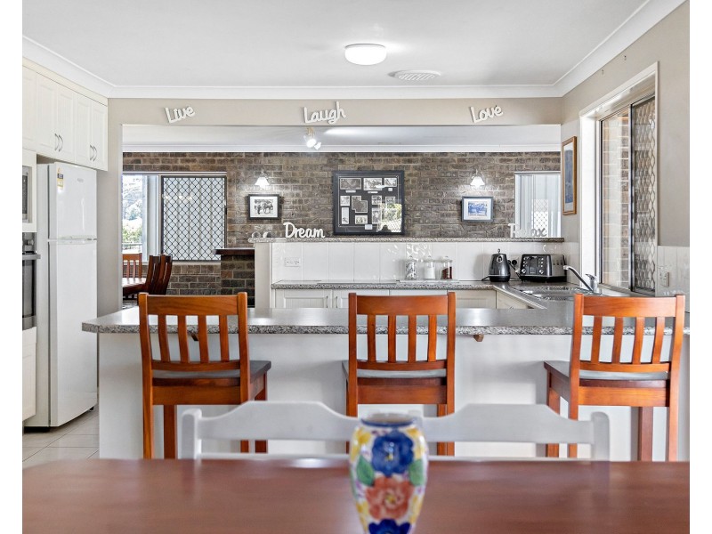 215 Francis Road, Bray Park QLD 4500