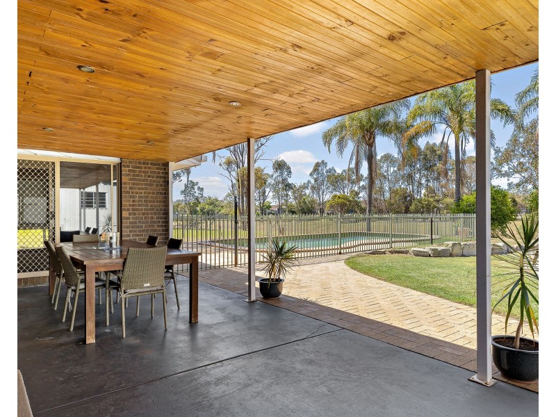 215 Francis Road, Bray Park QLD 4500