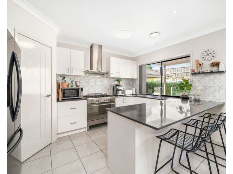 21 Bellthorpe Circuit, Kallangur QLD 4503
