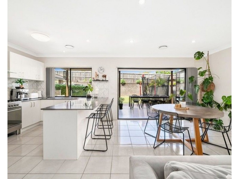21 Bellthorpe Circuit, Kallangur QLD 4503