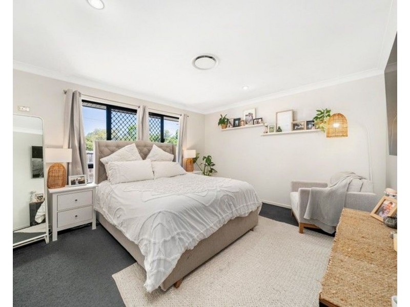 21 Bellthorpe Circuit, Kallangur QLD 4503