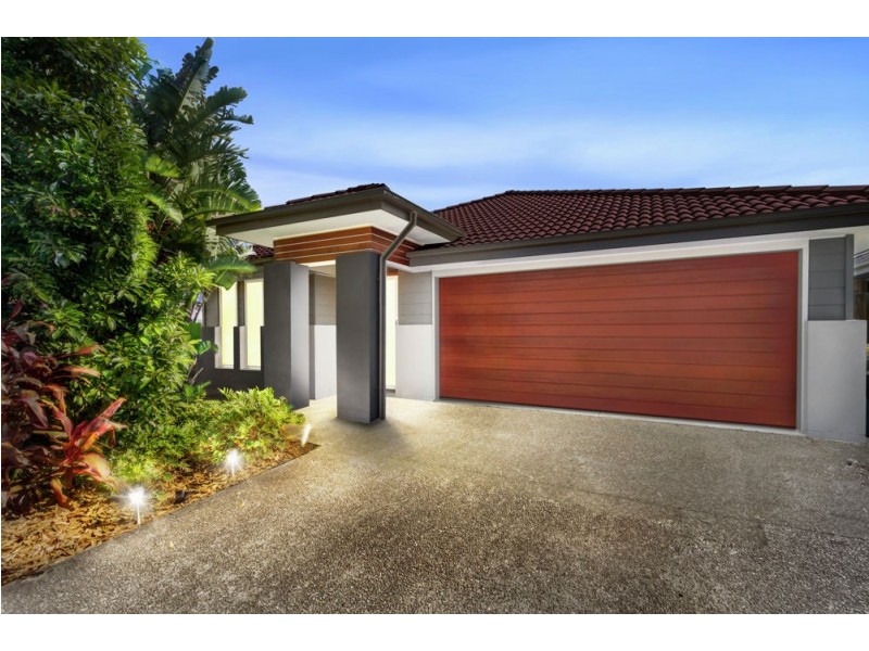 27 Denham Crescent, North Lakes QLD 4509