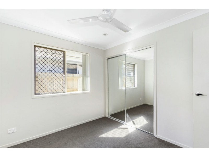 27 Denham Crescent, North Lakes QLD 4509