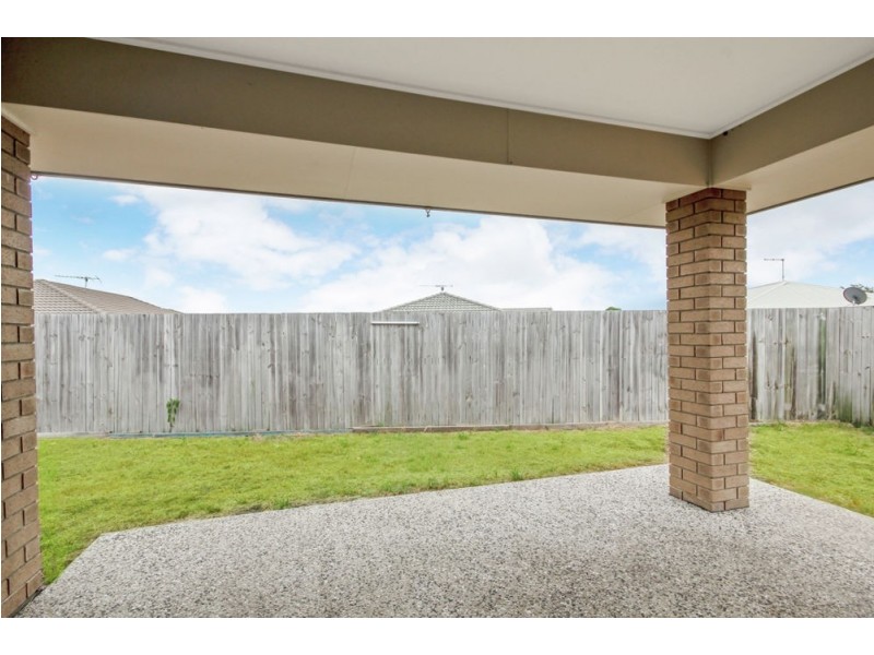8 Feather Court, Morayfield QLD 4506